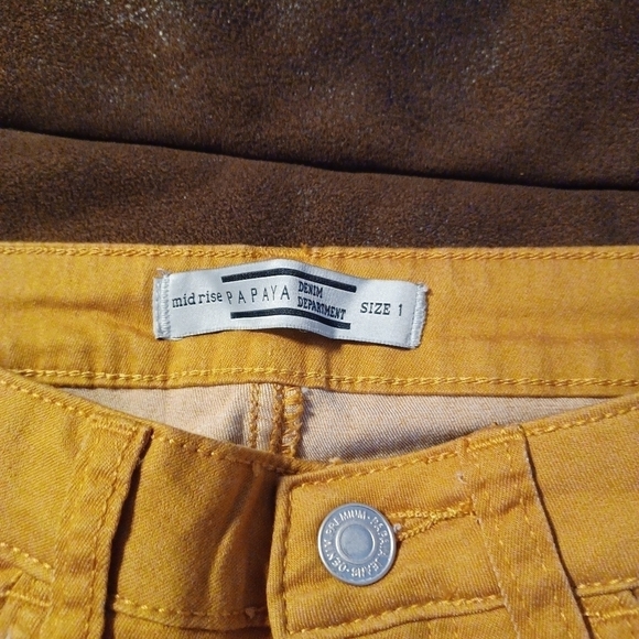 PAPAYA NWT SIZE 1 MID RISE - Picture 7 of 8